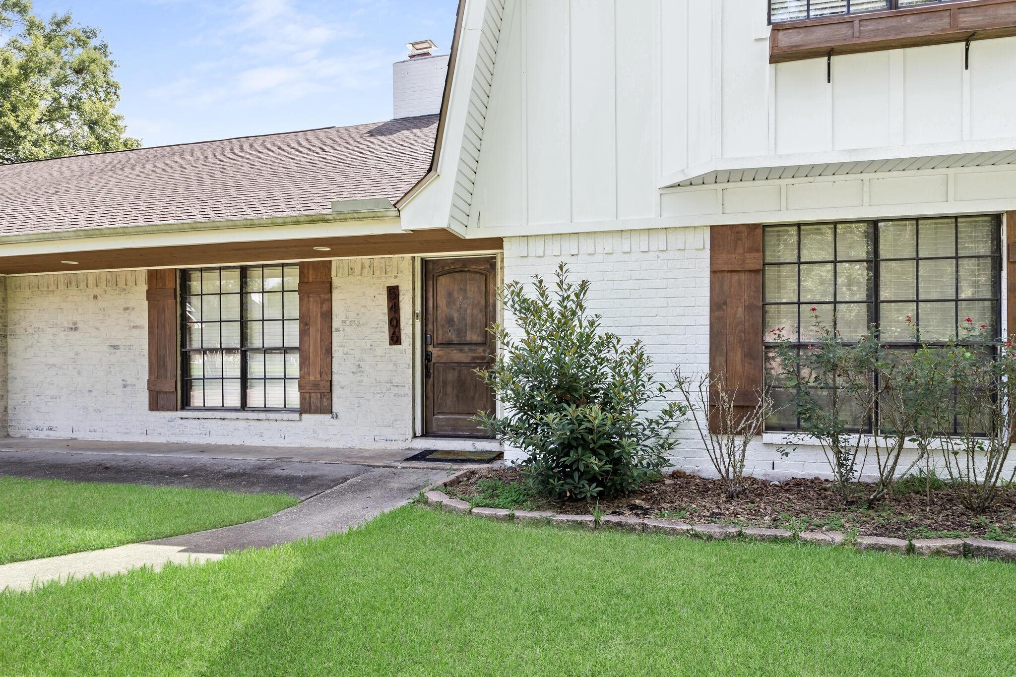 Property Photo:  5406 Lyre  TX 77630 