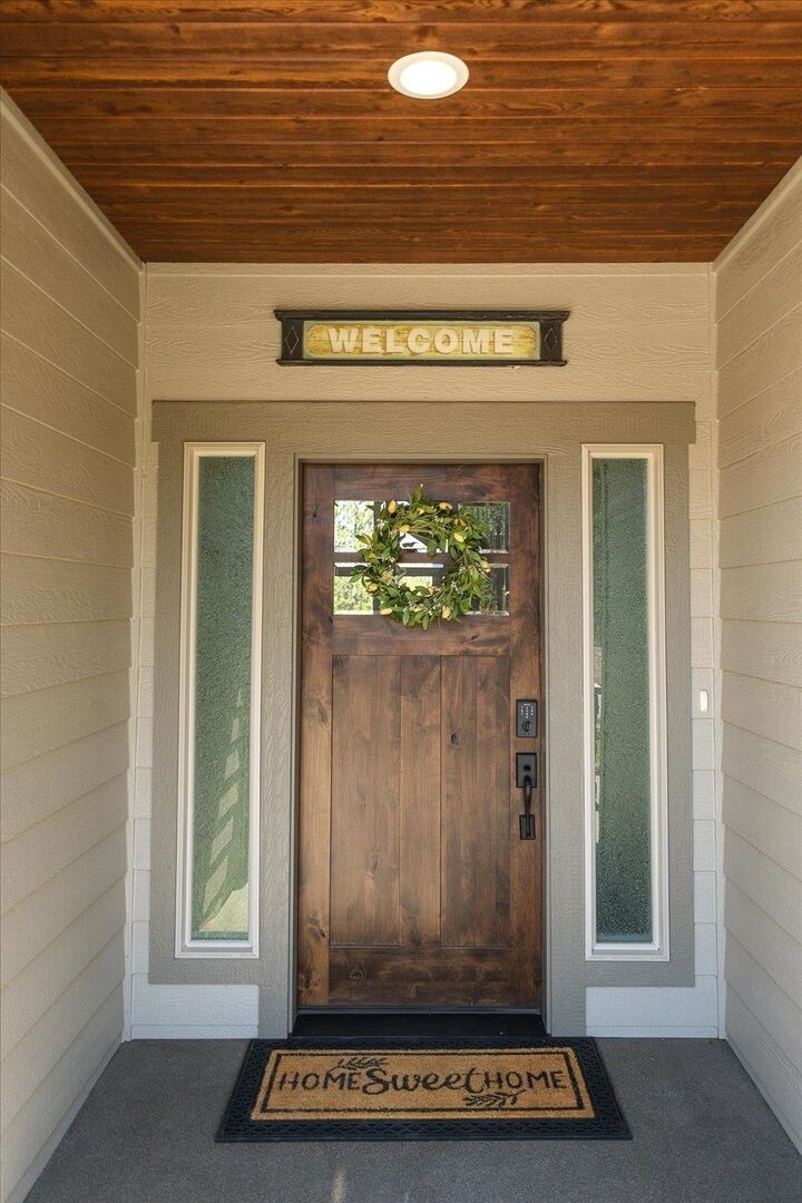 Property Photo:  14329 E 39th Ln  WA 99037 