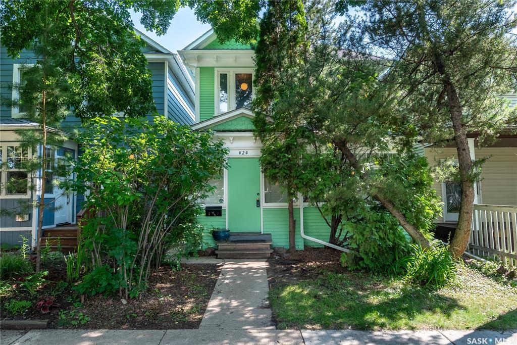 424 6th Street  Saskatoon SK S7H 1B8 photo