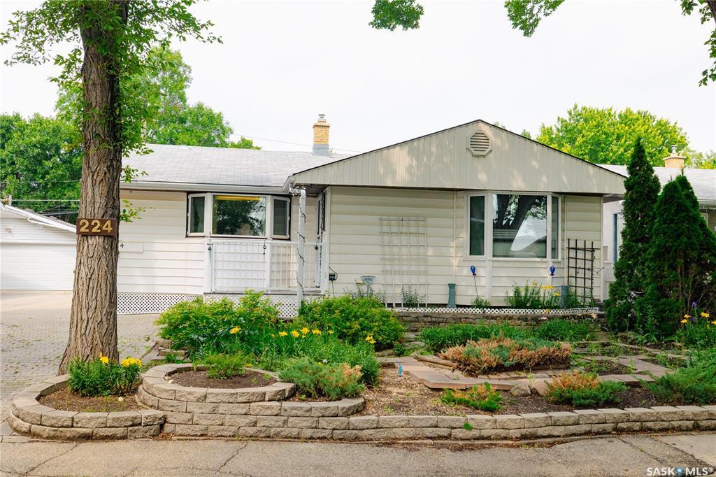 Photo de la propriété: 224 Logan Crescent SK S4S 5P9