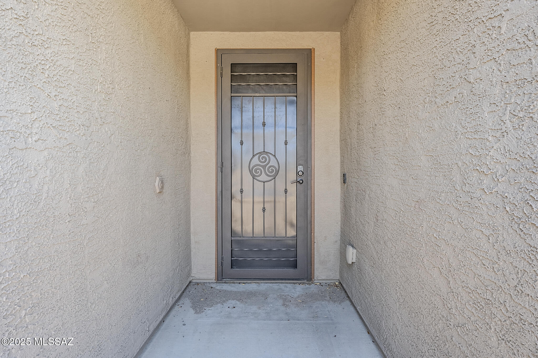 Property Photo:  17973 S Whispering Glen Ph S  AZ 85629 
