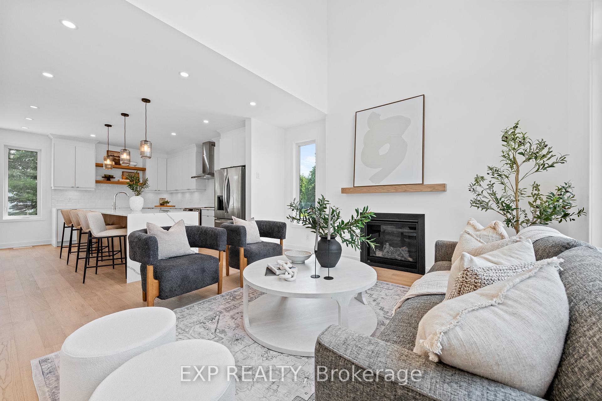 Property Photo:  495 Duvernay Drive  ON K1E 2N7 