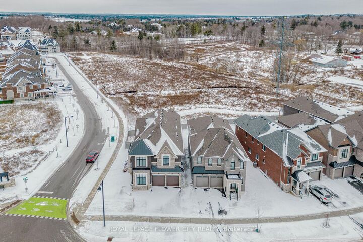 518 Kleinburg Summit Way  Vaughan ON L4H 4T5 photo