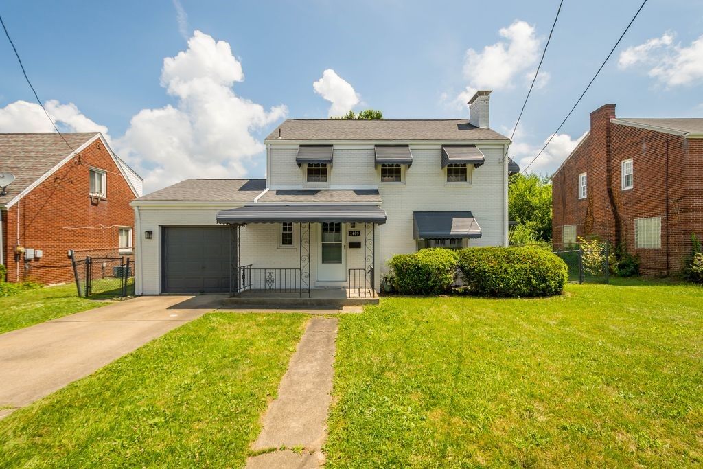 Property Photo:  1409 Lincoln Way  PA 15131 