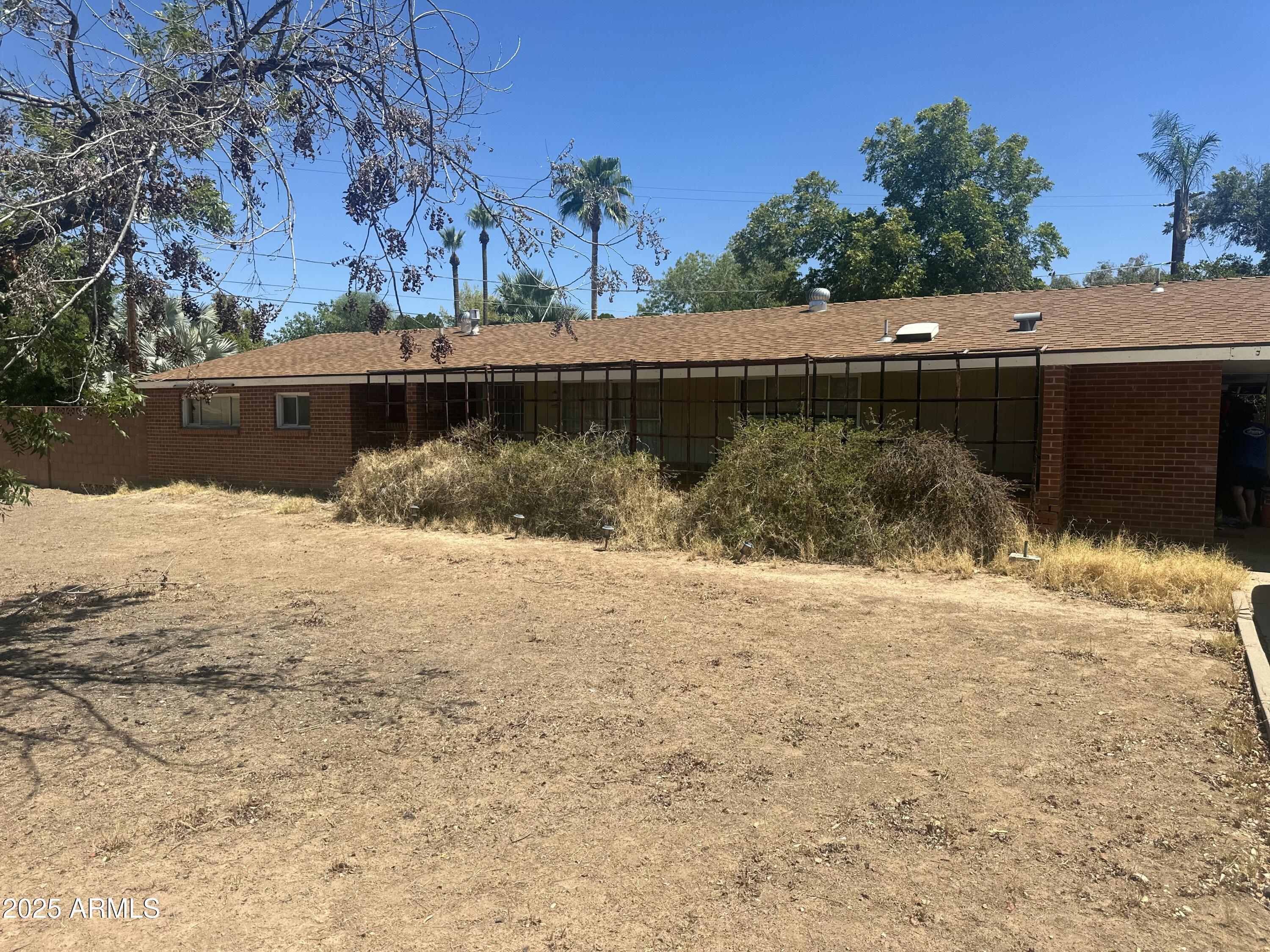 1216 W Rovey Avenue  Phoenix AZ 85013 photo