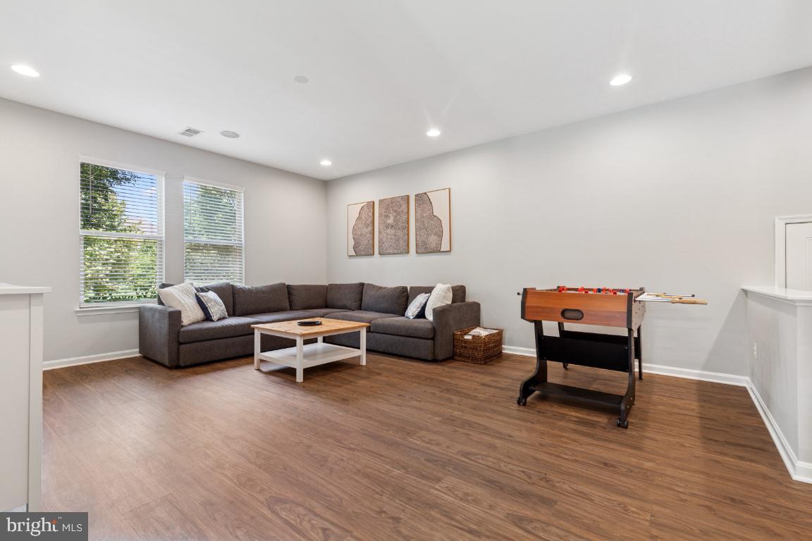 Property Photo: 42260 Rhett Drive VA 20148