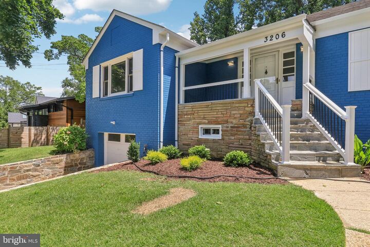 Property Photo: 3206 Brooklawn Terrace MD 20815
