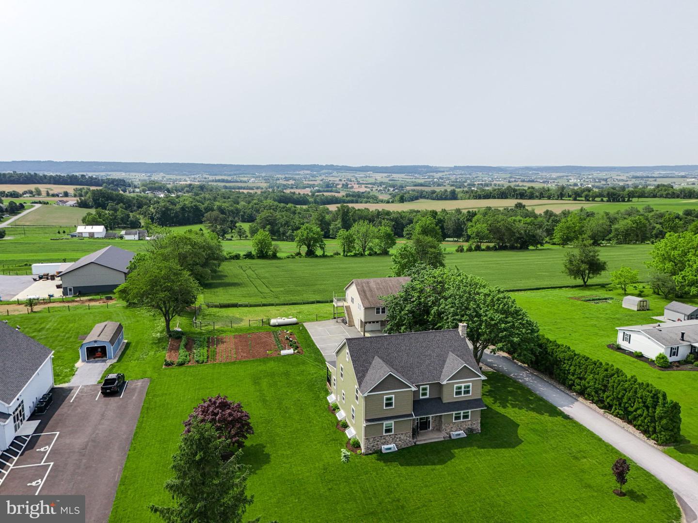 Property Photo:  5720 Meadeville Road  PA 17527 