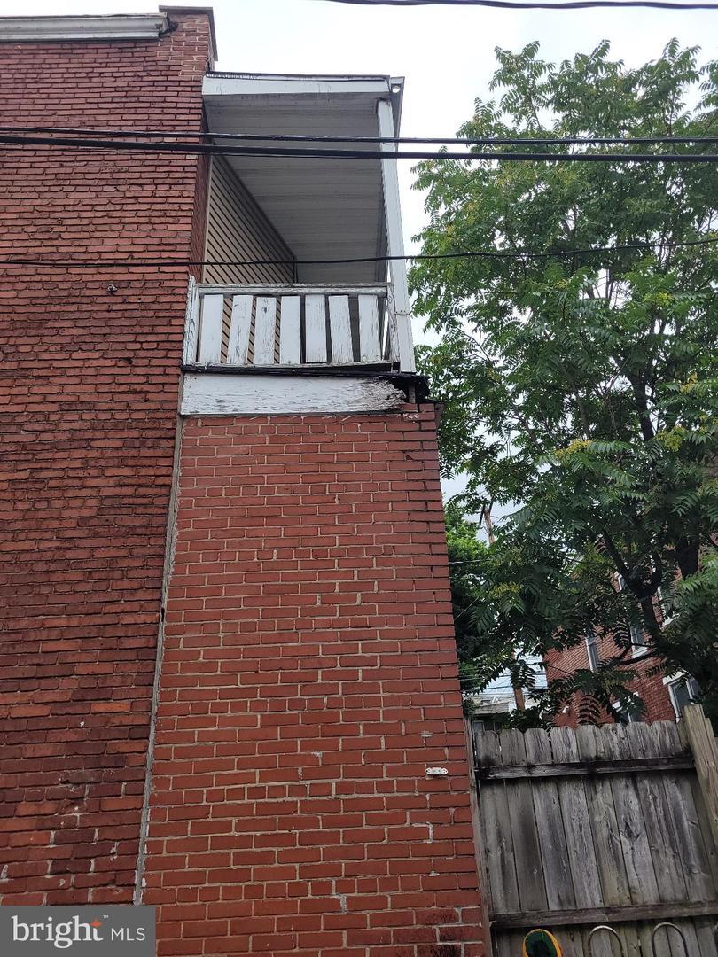 Property Photo: 261 Peffer Street PA 17102