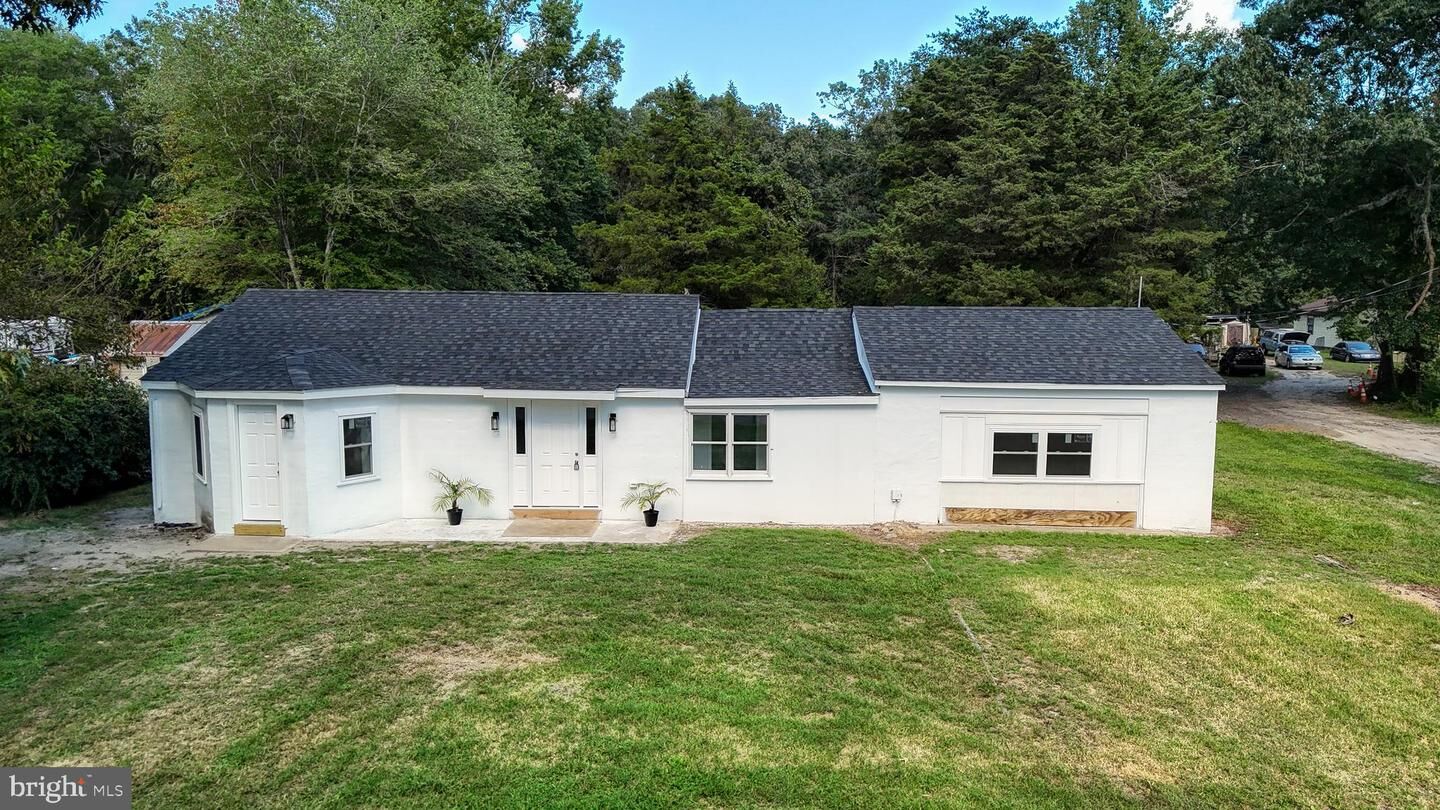 Property Photo: 4640 Mahan Corner Road DE 19964