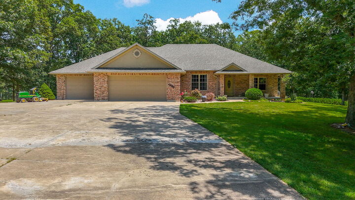 Property Photo:  19050 N Rte V  MO 65284 