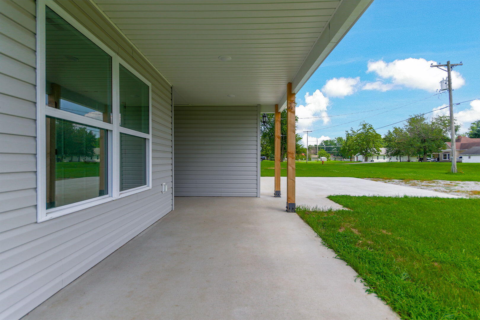 Property Photo:  97 Guthrie St  MO 65243 