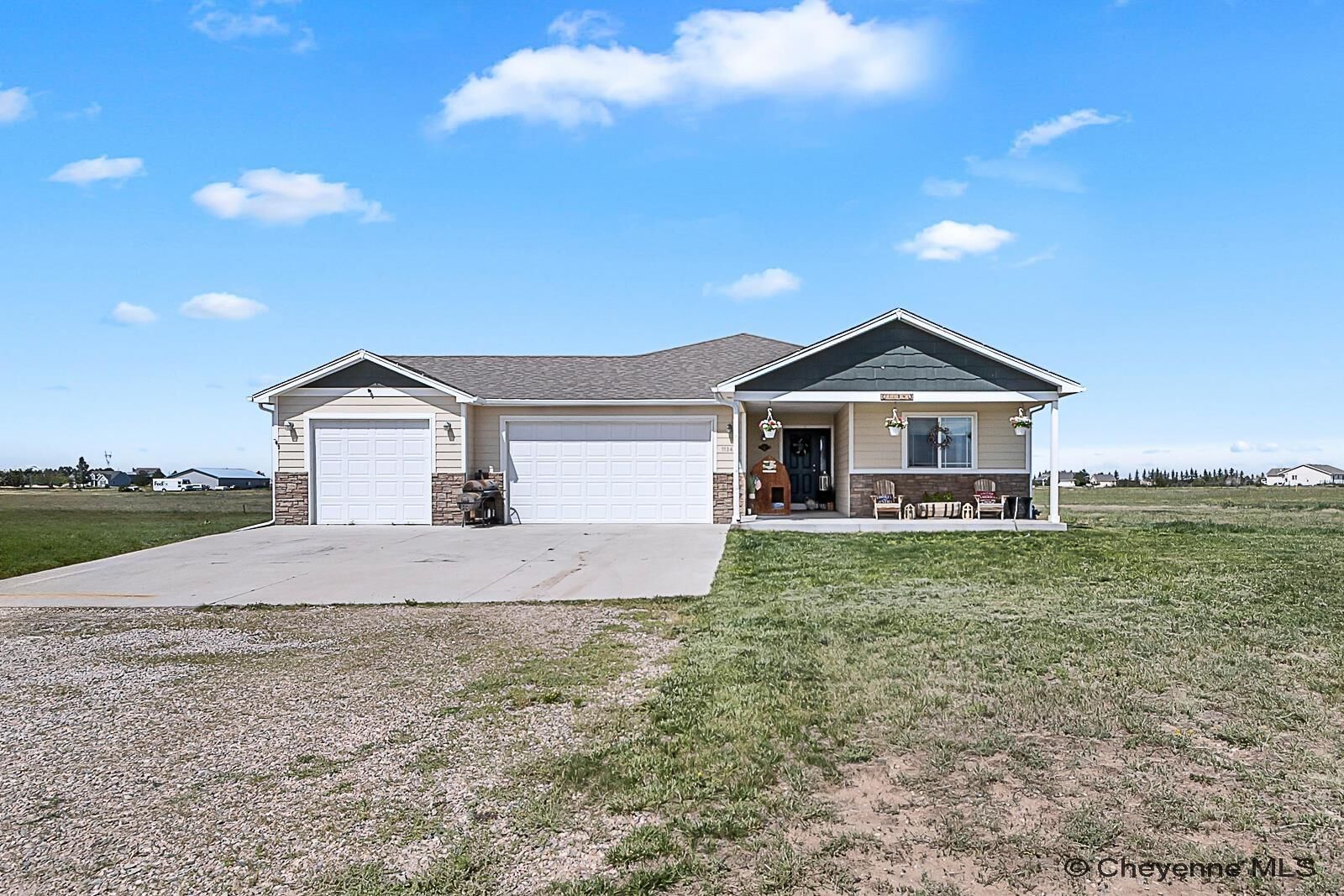 Property Photo: 1134 Verlan Way WY 82001