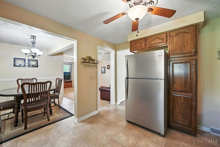 Property Photo:  5569 Garrett Drive  OH 45150 