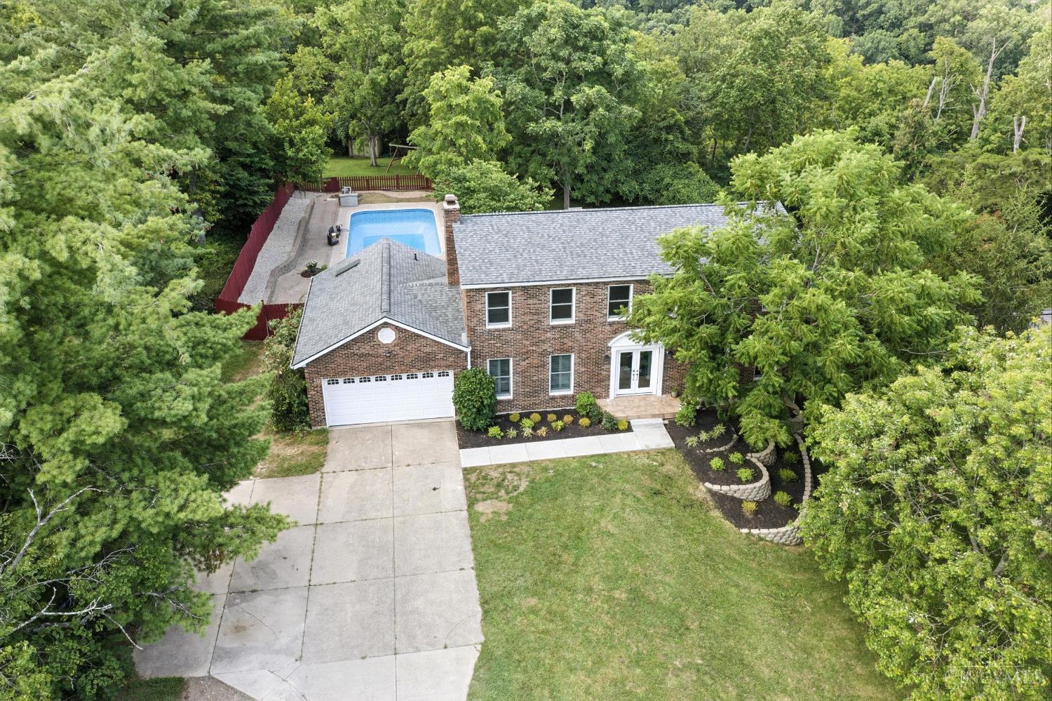 Property Photo: 9508 Hopewell Road OH 45249