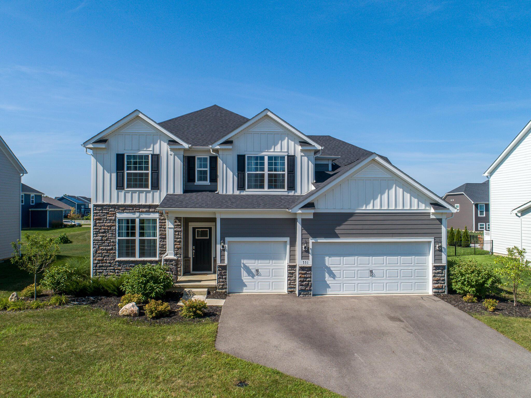 Property Photo: 331 Harvest Walk Lp OH 43015