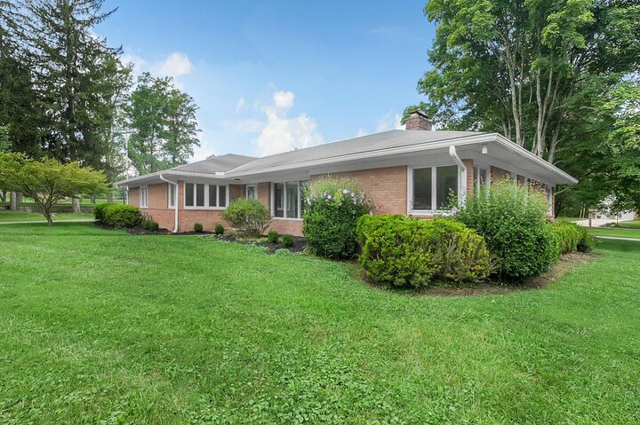 Property Photo: 324 Cedar Street OH 43023