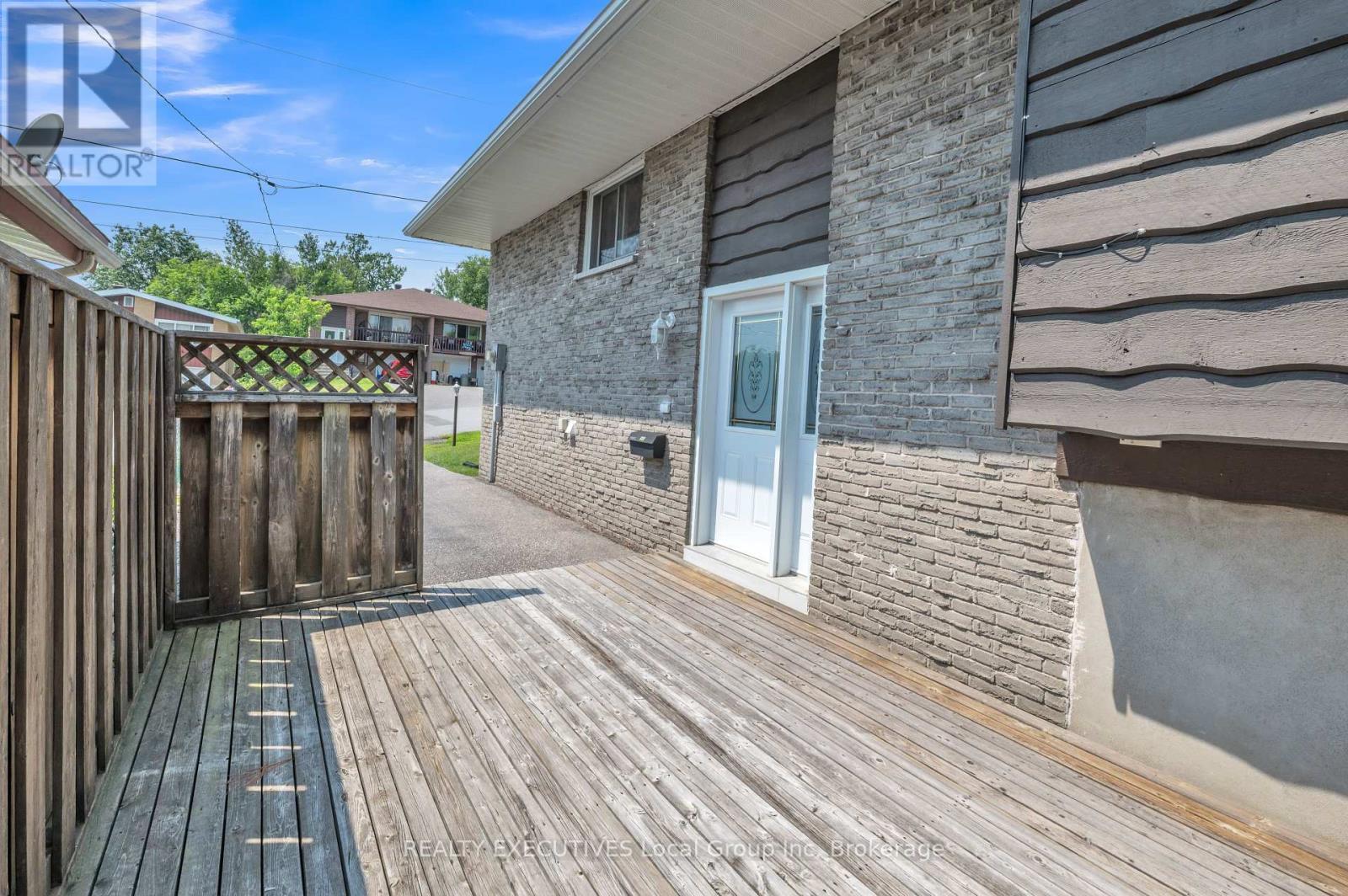 Property Photo:  546 Sparks Street  ON P1B 7S9 