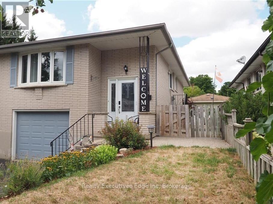 Property Photo:  304 Westwood Drive  ON N2M 2L4 