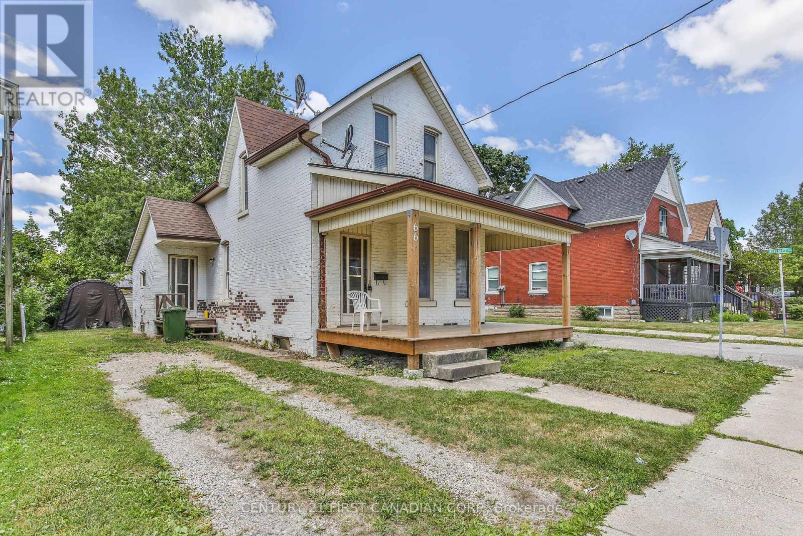 Property Photo: 66 St Catharine Street ON N5P 2W2