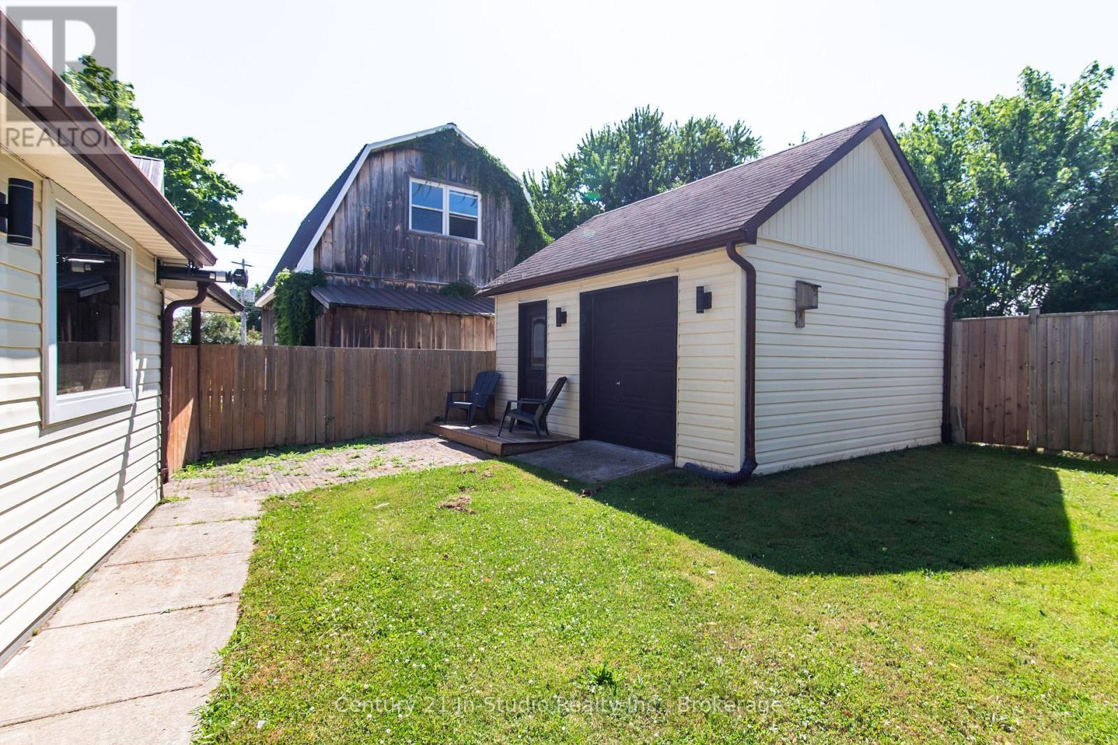 Property Photo:  267 Mill Drive  ON N0G 2N0 
