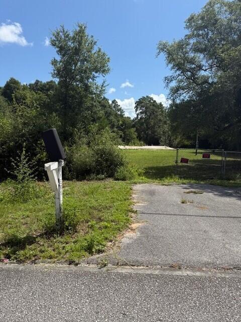 Property Photo: 5985 Staff Drive FL 32536