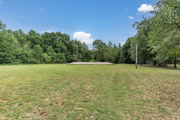 Property Photo:  5985 Staff Drive  FL 32536 