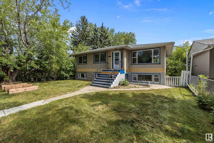 12827 125 Street NW  Edmonton AB T5L 0V1 photo