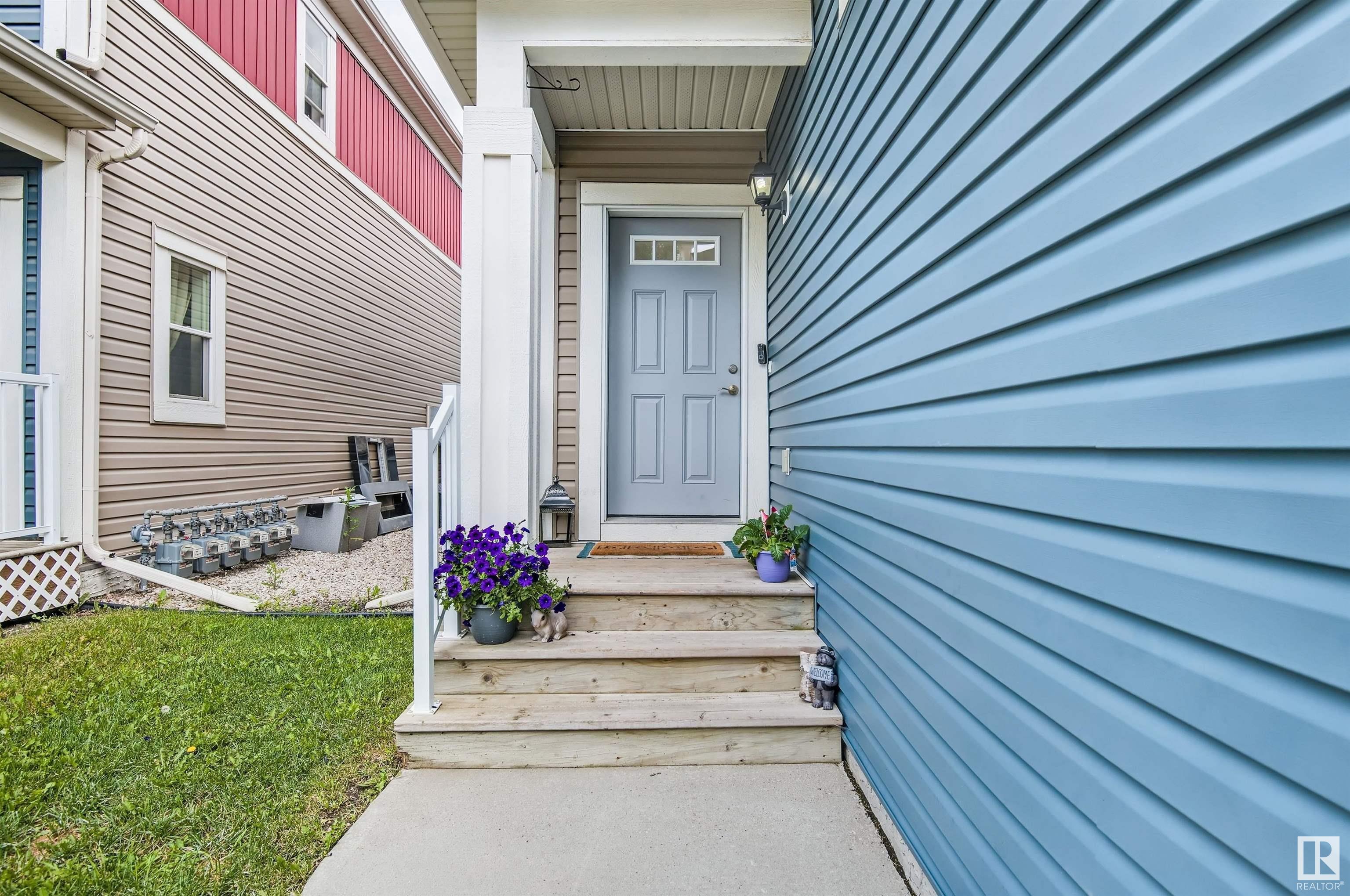 Property Photo:  3710 Allan Drive SW 6  AB T6W 2C4 