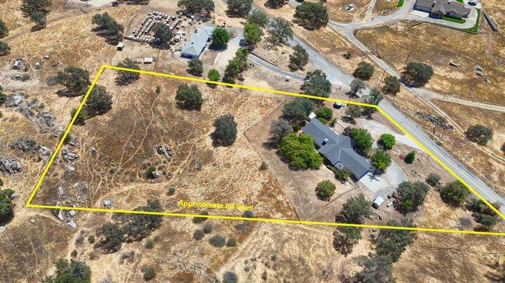 Property Photo: 35777 Road 606 CA 93653