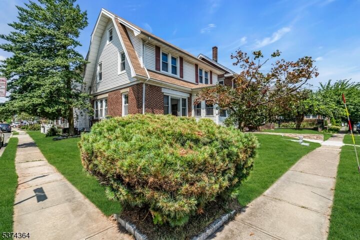 Property Photo:  525 Linden Ave  NJ 07095 