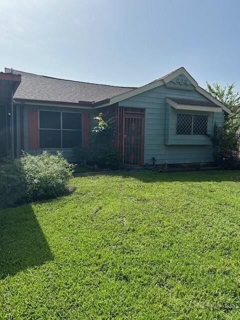 Property Photo:  10206 Cheeves Drive  TX 77016 