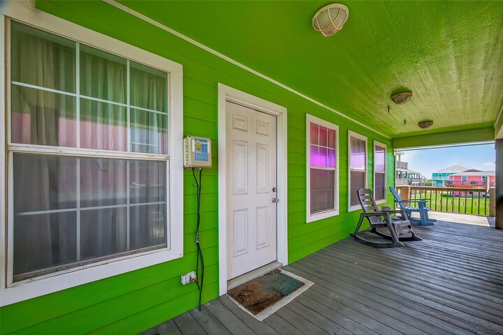 Property Photo: 979 James Road TX 77617