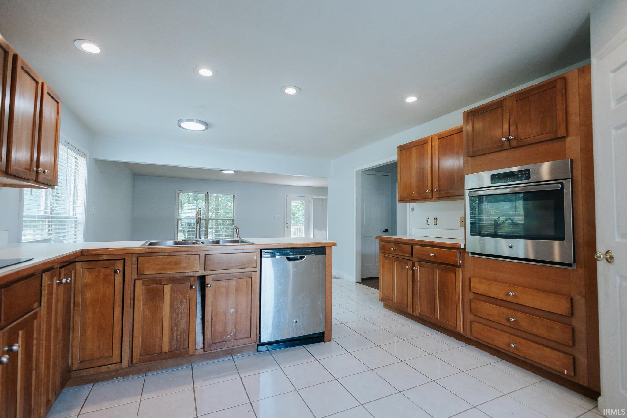 Property Photo: 10199 Outer Lincoln Avenue IN 47630-7630