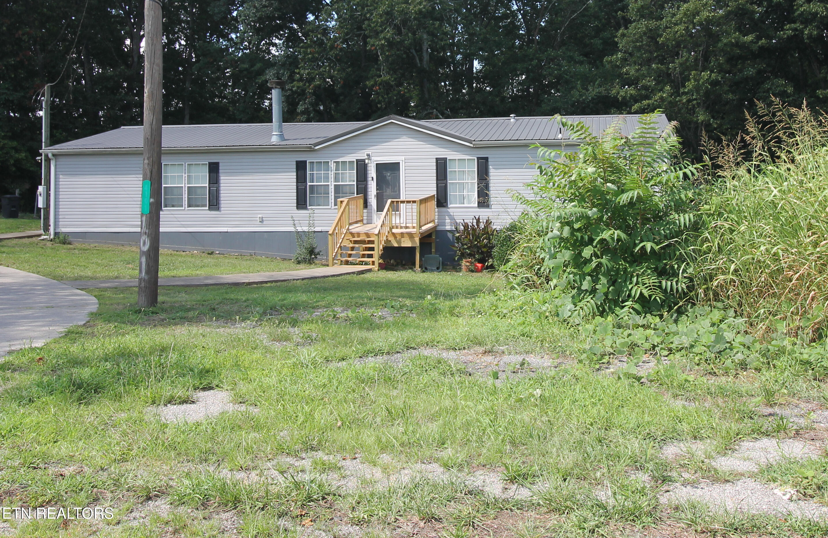 Property Photo: 4101 Kingston Hwy TN 37763