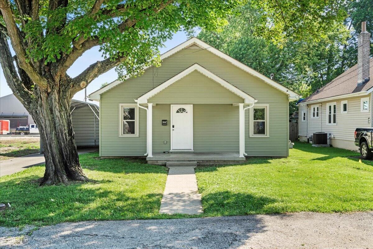 Property Photo:  101 Bluegrass Avenue  KY 40505 
