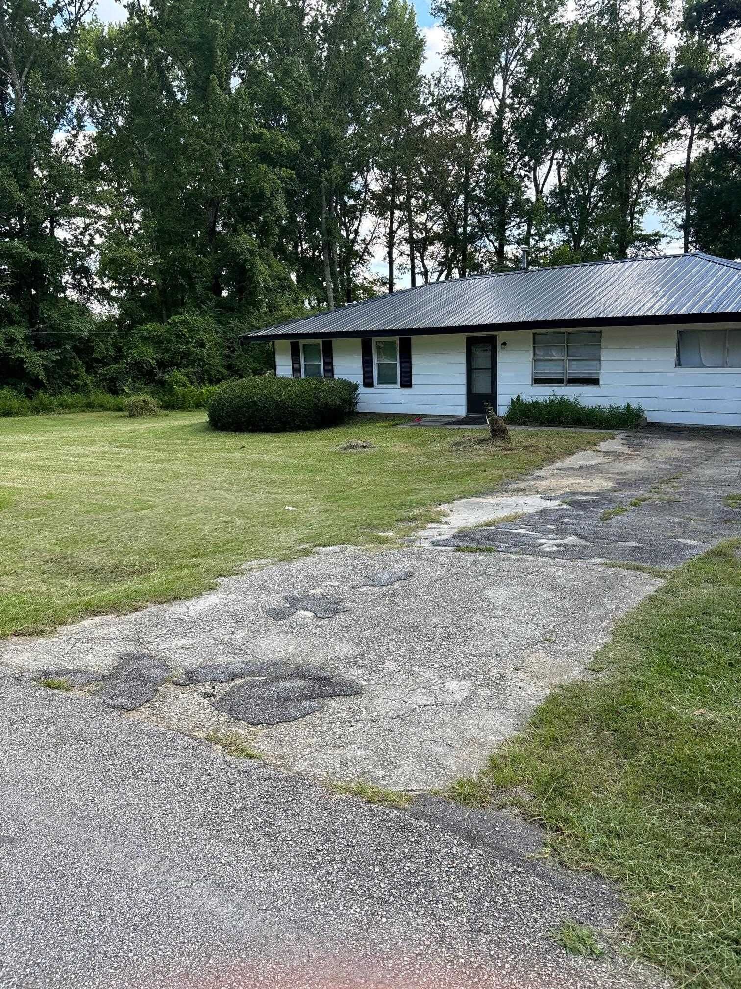 Property Photo: 1540 Warren Road GA 30678
