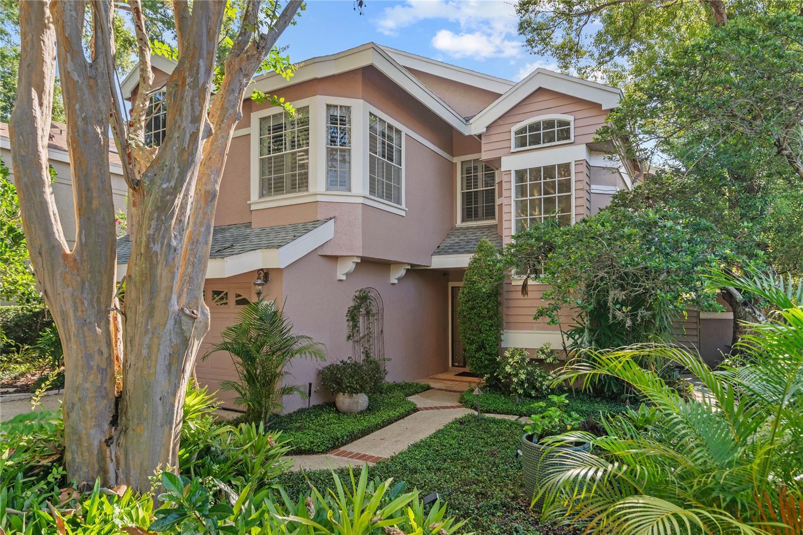 Property Photo: 595 Huntington Avenue 4 FL 32789