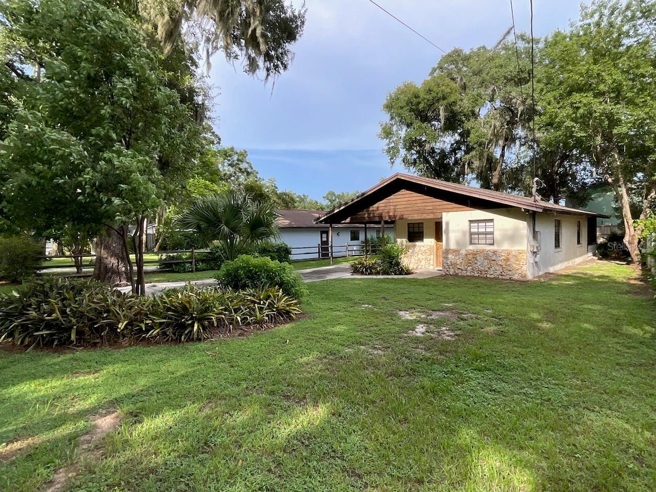 Property Photo: 30848 Deal Drive FL 32776
