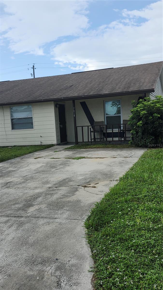 Property Photo:  7818 40th Avenue Drive W  FL 34209 