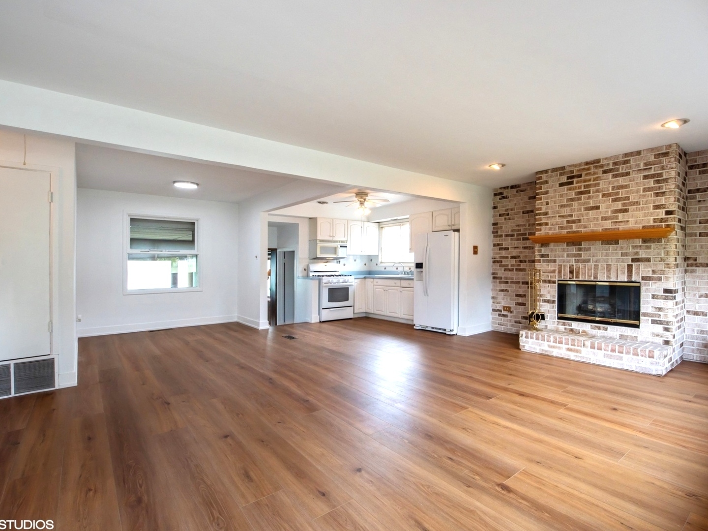 Property Photo: 8223 N Washington Street IL 60714