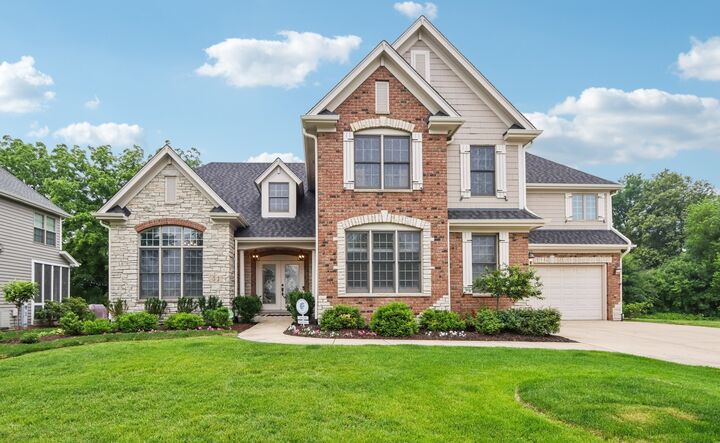 51 Mitchell Circle  Wheaton IL 60189 photo