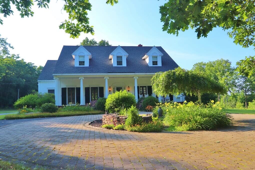 Property Photo:  21 Walden Parke Way  ME 04401 
