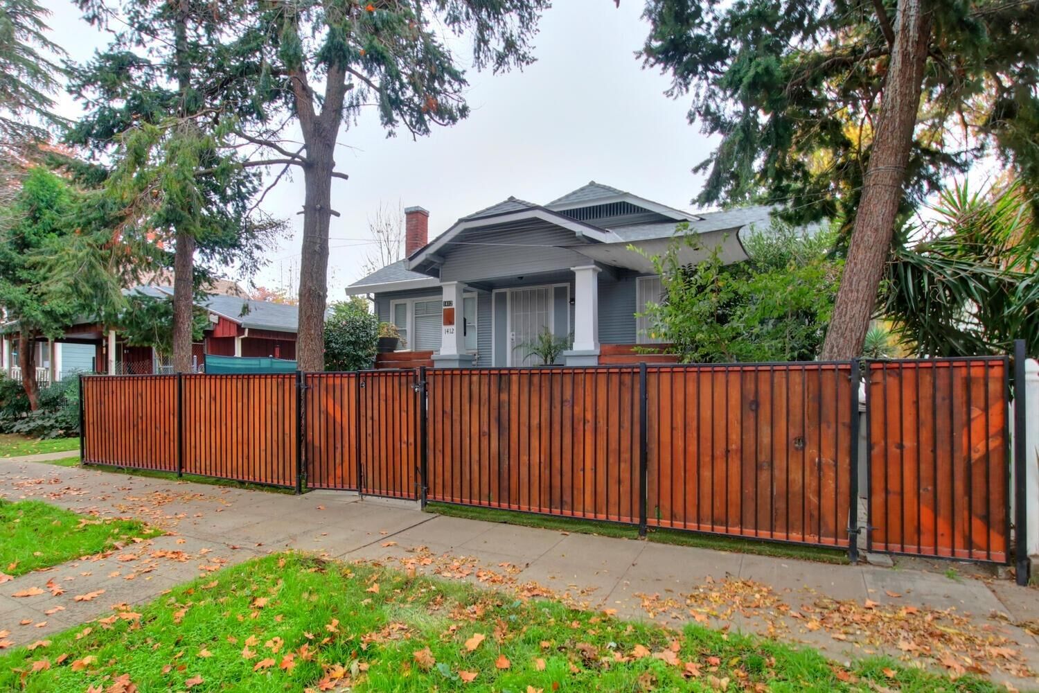 Property Photo: 1412 V Street CA 95818