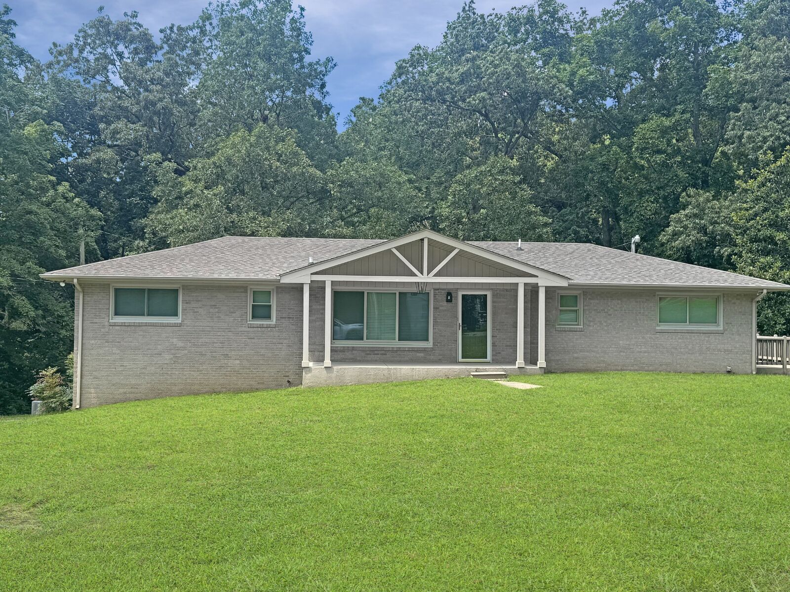 Property Photo: 312 Valley View Rd TN 37058