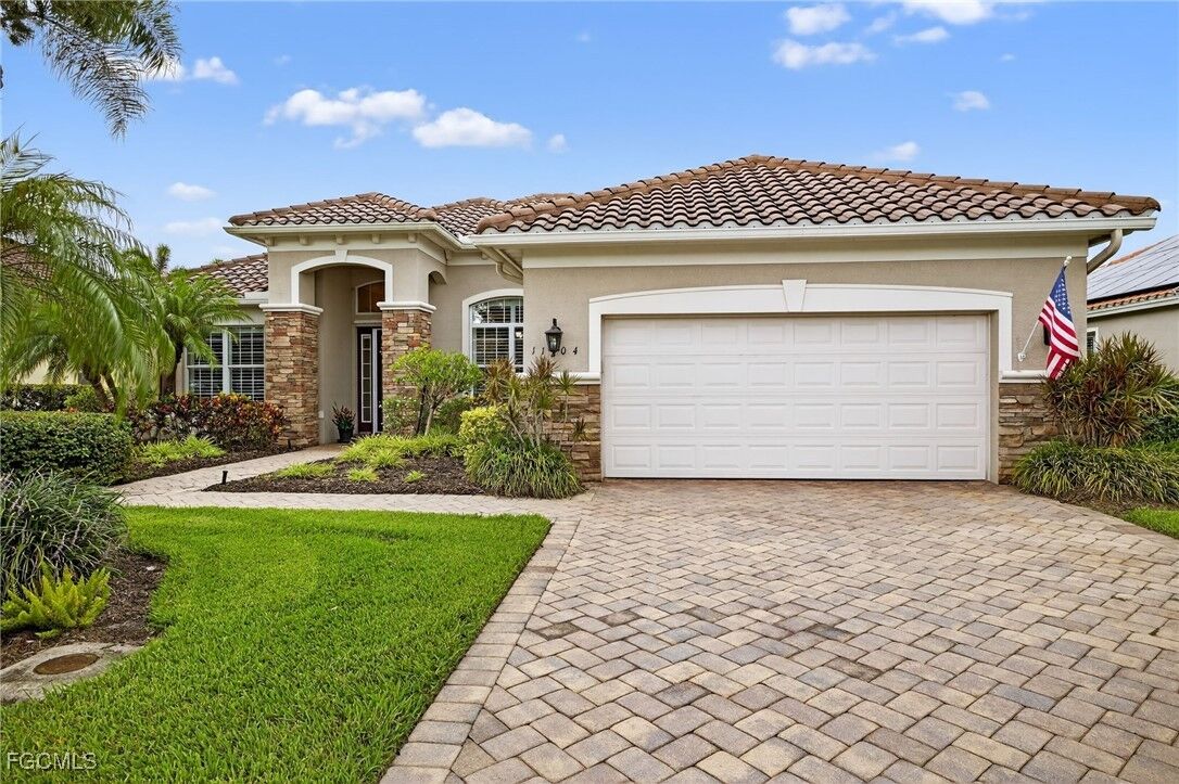 Property Photo:  11204 Lithgow Lane  FL 33913 