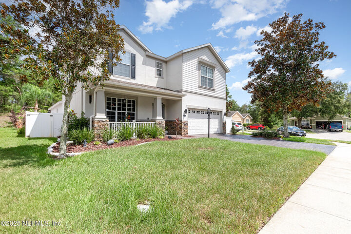 Property Photo:  3317 Sorrel Court  FL 32725 