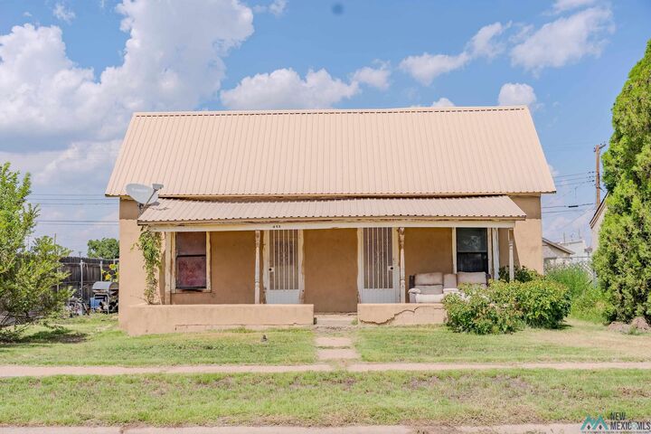 Property Photo:  413 S Avenue A  NM 88130 