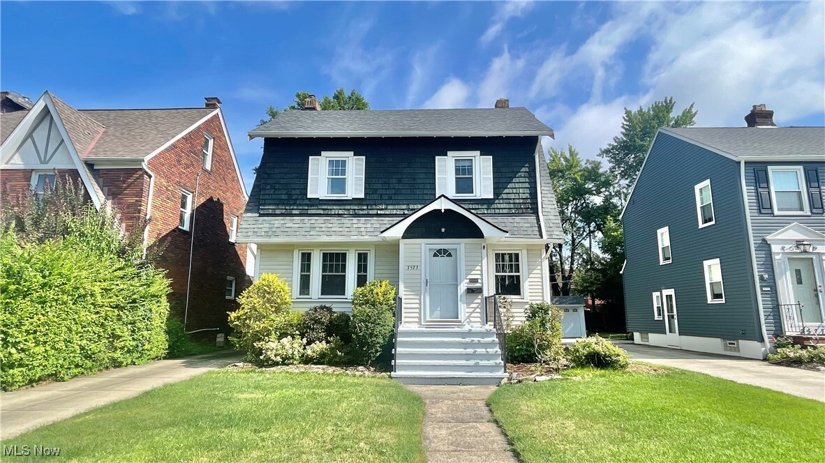 Property Photo: 3573 Silsby Road OH 44118