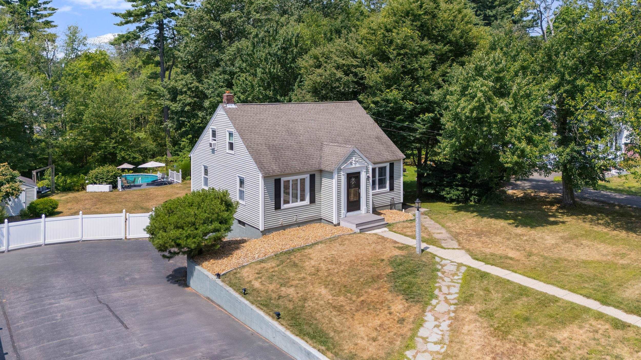 147 Huse Road  Manchester NH 03103 photo